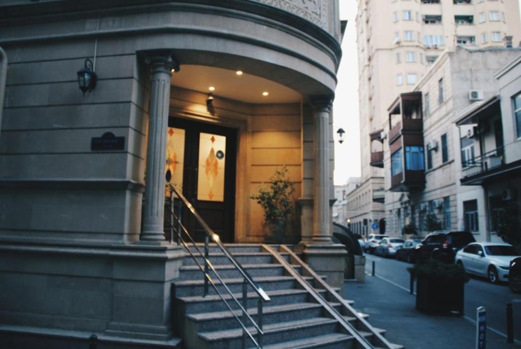 The Center Hotel Baky Esterno foto