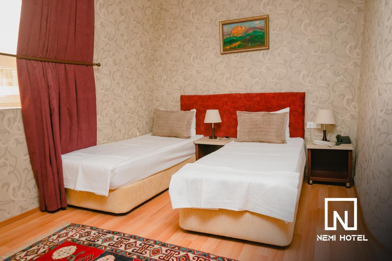 The Center Hotel Baky Esterno foto
